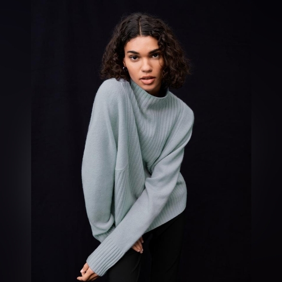 Zara Sweaters - ZARA Zara Mock Neck Cashmere Sweater